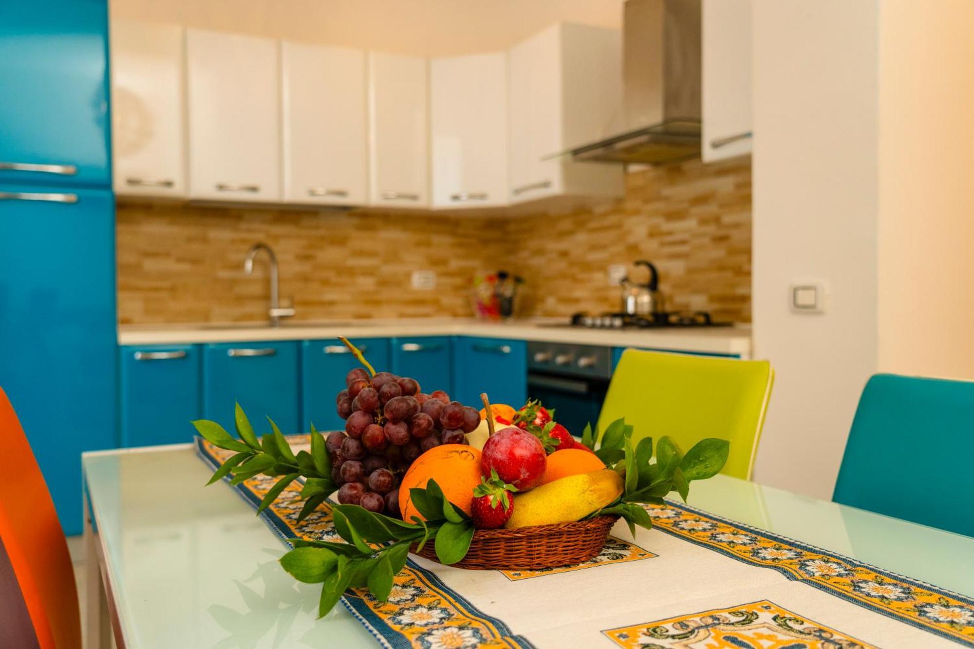 Casa Relax Mondello Apartment ภายนอก รูปภาพ