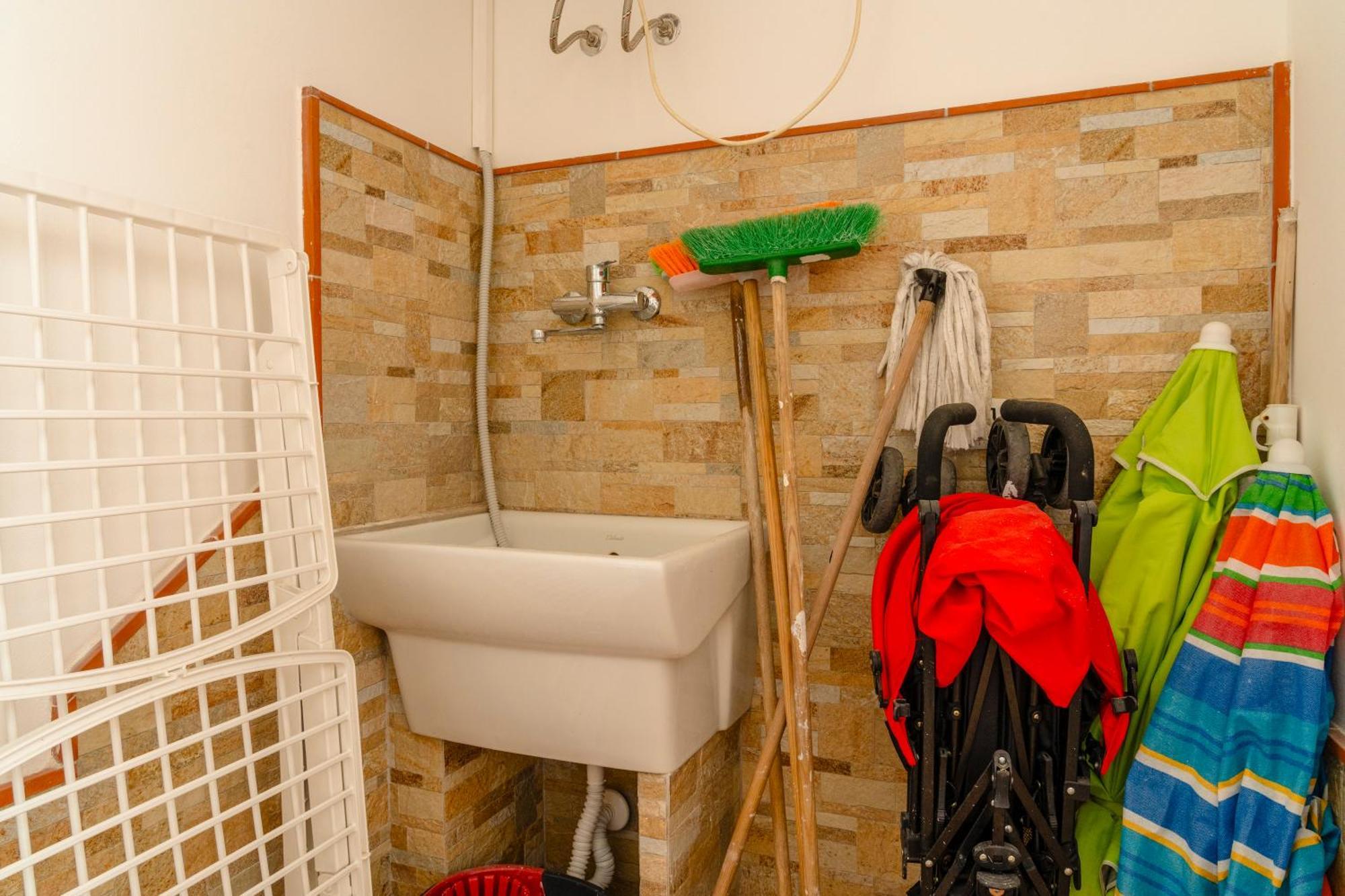 Casa Relax Mondello Apartment ภายนอก รูปภาพ