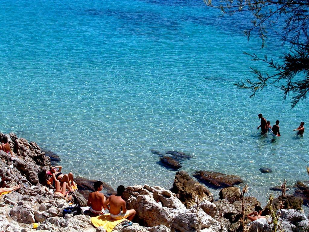 Casa Relax Mondello Apartment ภายนอก รูปภาพ